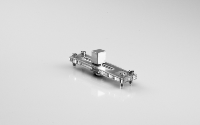 Illustration for article titled These Knobs and Sliders Turn an iPad Into a Custom Tactile Interface